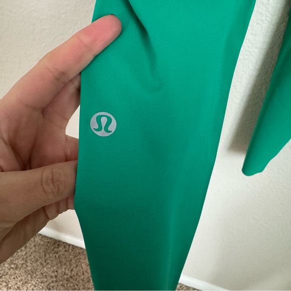 Lululemon Fast and Free High Rise Crop 23” - Picture 3 of 6